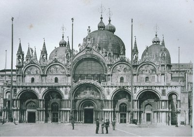 Blick auf die Basilika San Marco von Italian Photographer